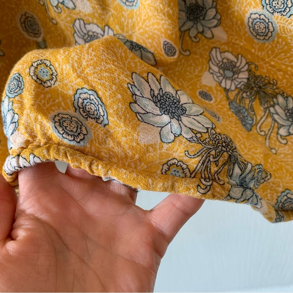 Lucky Brand floral viscose button front blouse - Picture 5 of 8